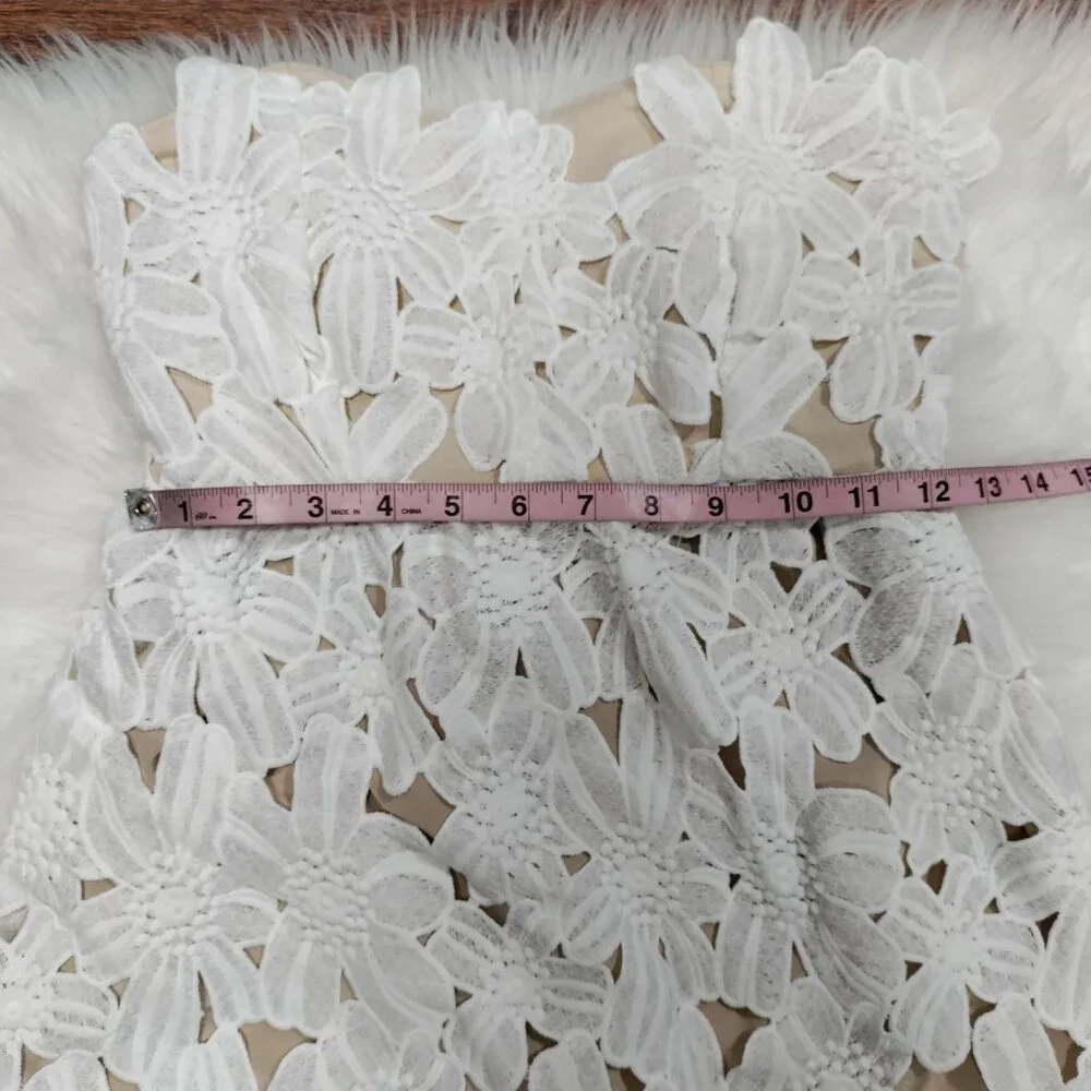 Stone Cold Fox White Floral Lace Strapless Midi Summer Bachelorette Dress XS - Picture 7 of 10